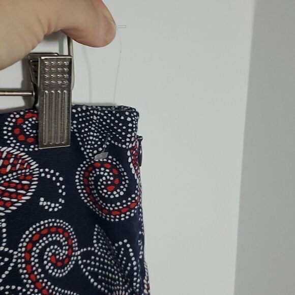 Talbots Floral Knee Length Pencil Skirt Size 6 NWOT - Picture 2 of 6